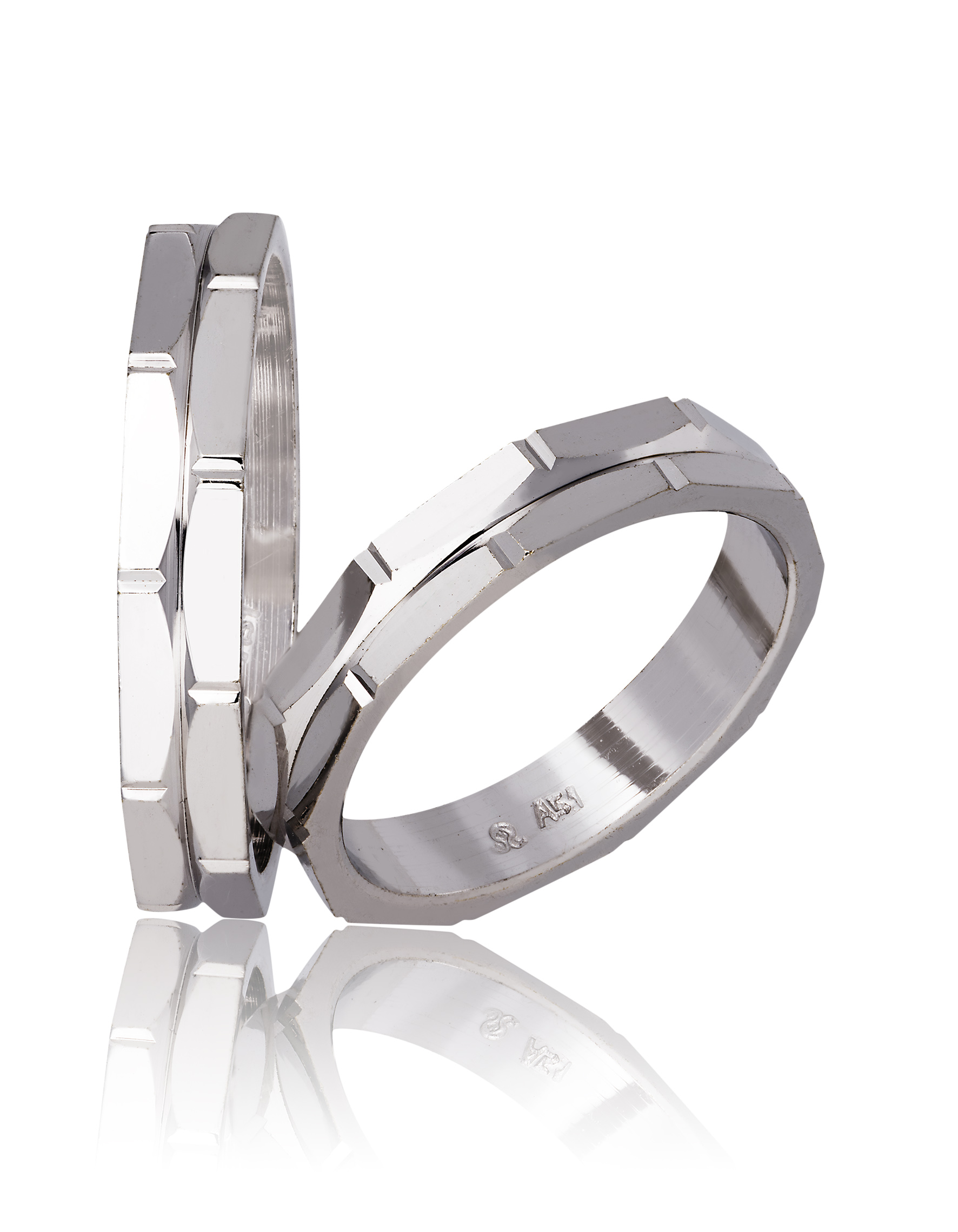 Βέρες γάμου απο  λευκόχρυσο 3mm (code 748)